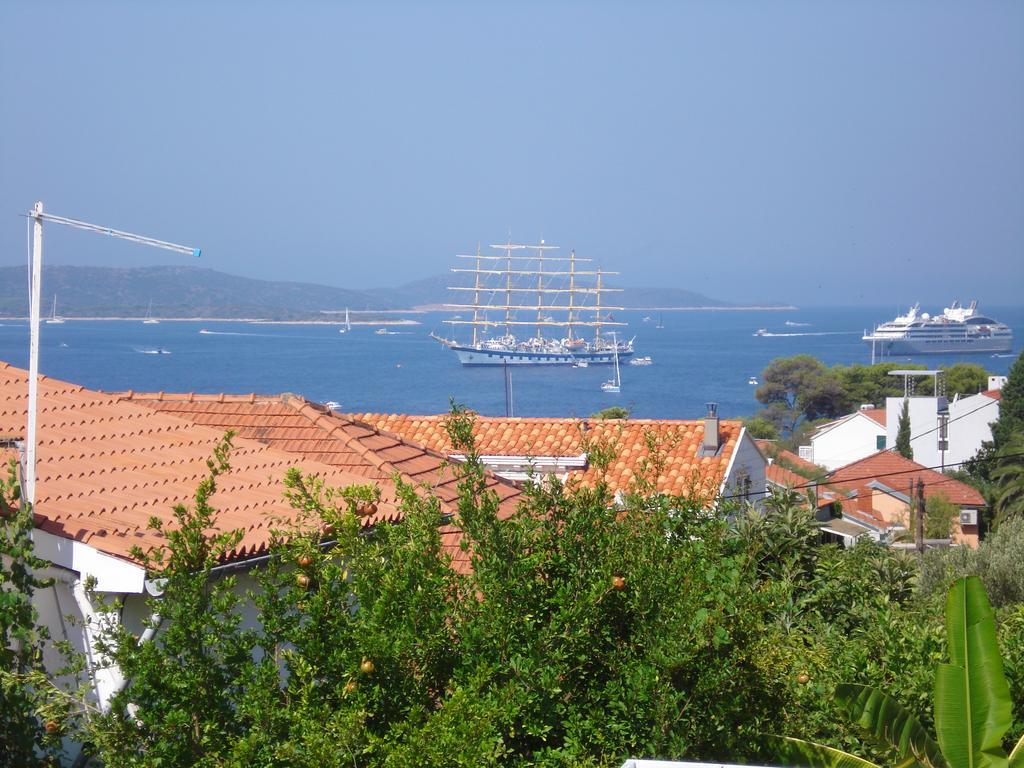 Apartments Nada Bojanic Hvar Town Extérieur photo